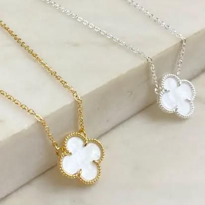 Colar Choker Trevo Resina Madre Perola