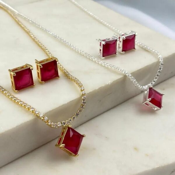 Conjunto Zircônia Quadrada Vermelha
