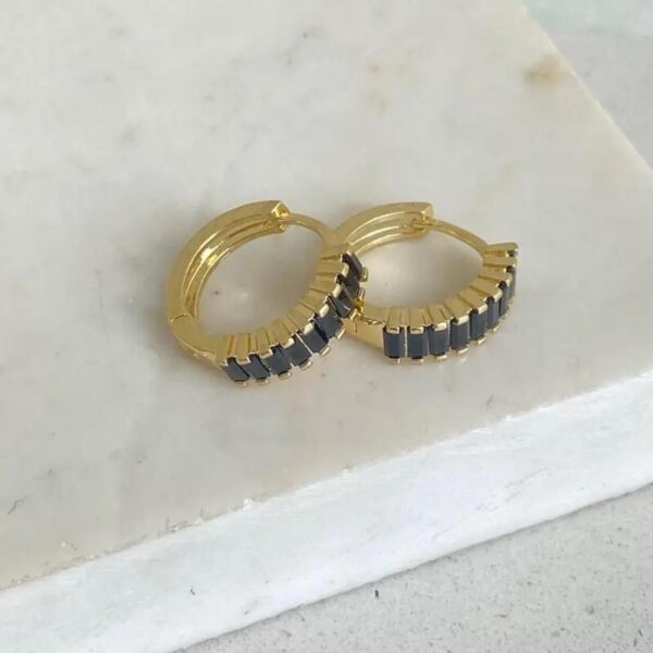 ARGOLA GRANDE ZIRCÔNIA BLACK