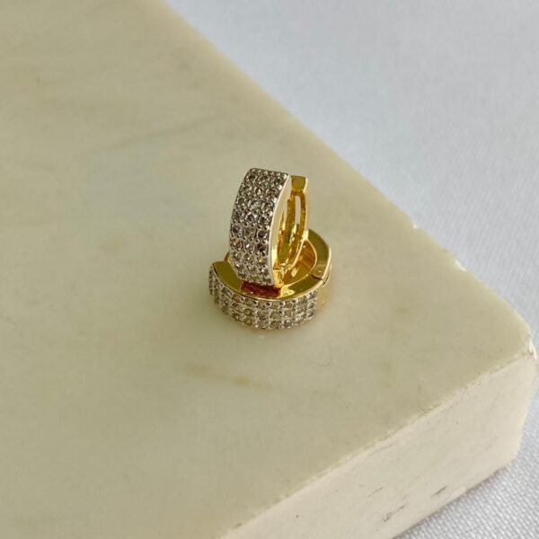 ARGOLA TEC MEDIA CRAVEJADA ZIRCONIA RODIUM