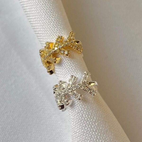 PIERCING FAKE SETAS CRAVEJADAS COM ZIRCÔNIA