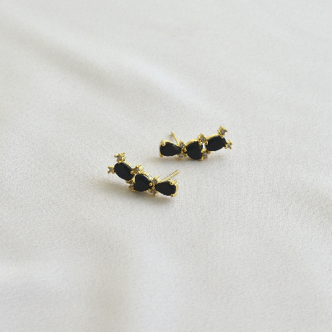 MINI EARCUFF ZIRCÔNIAS NEGRAS