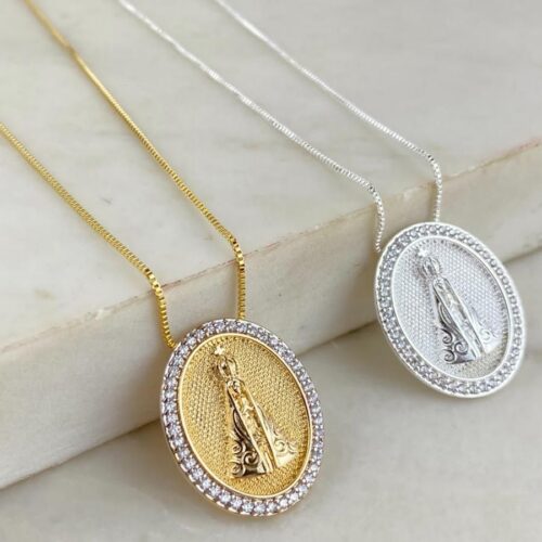 Colar Medalha Oval Nossa Senhora Aparecida com Zircônia e Ródio