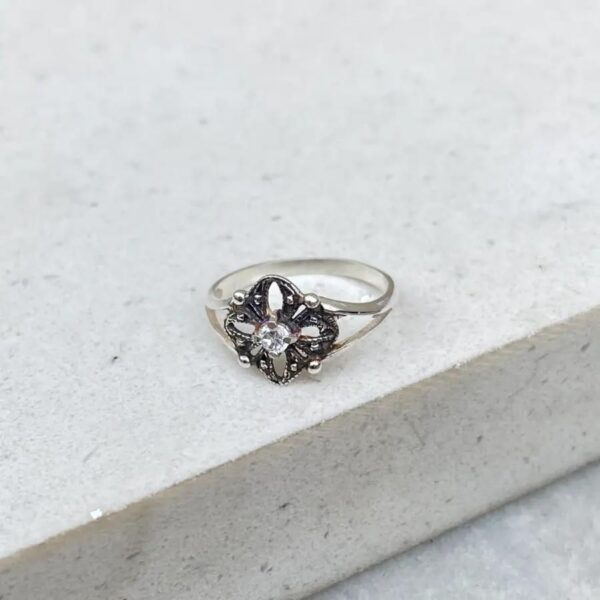 ANEL FALANGE FLOR ENVELHECIDA COM ZIRCONIA