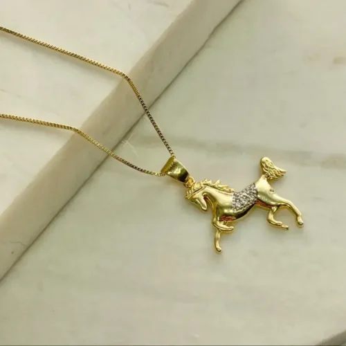 PINGENTE CAVALO GRANDE CRAVEJADO COM ZIRCÔNIAS
