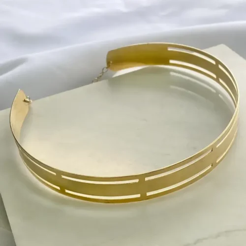 CHOKER CASTA ATENA FINA