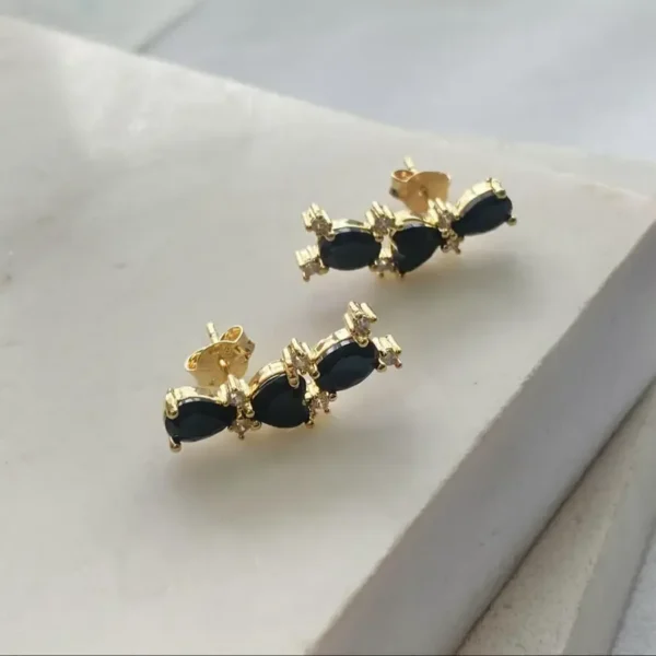 MINI EARCUFF ZIRCÔNIAS NEGRA