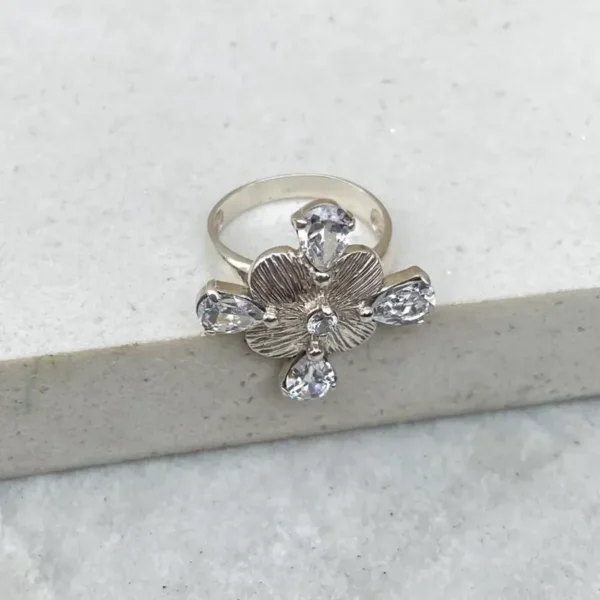 ANEL FLOR E ZIRCÔNIAS