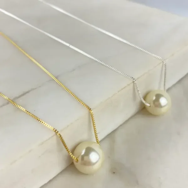 Colar com pérola grande