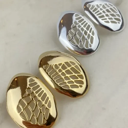 BRINCO OVAL LISO TELADO IRREGULAR VAZADO